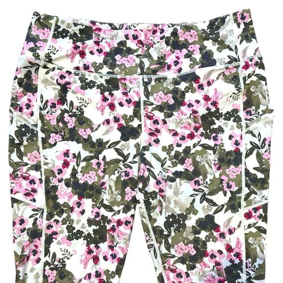 Torrid Ditsy Floral Performance Core Crop Active Legging Size 3 3XL - Picture 4 of 12